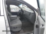 ✅ 2007 Dodge 2500 SLT • VIN: 3D7KS28D17G767678 • Lot: 43540763. Wystawiony na IAAI z przebiegiem 239 125 mil. Bezpłatny archiwum sprzedaży aukcyjnych z USA i szczegółowy raport historii pojazdu na DreamBid. Zdjęcie 5.