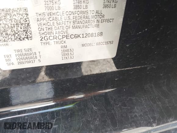 ✅ 2019 Chevrolet Silverado 1500 LT • VIN: 2GCRCPEC6K1208188 • Lot: 42327635. Wystawiony na IAAI z przebiegiem Nie podano. Bezpłatny archiwum sprzedaży aukcyjnych z USA i szczegółowy raport historii pojazdu na DreamBid. Zdjęcie 9.