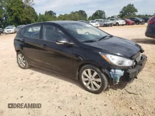 ✅ 2013 Hyundai Accent SE • VIN: KMHCU5AE5DU102395 • Лот: 69660934. Опубликован ранее на Copart с пробегом 91 625 миль. Бесплатный доступ к архиву аукционных продаж из США и подробный отчёт об истории автомобиля на DreamBid. Изображение 4.