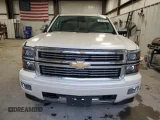 ✅ 2015 Chevrolet Silverado 1500 High Country • VIN: 3GCUKTEC9FG118679 • Лот: 87467685. Размещён на Copart с пробегом 70 846 миль миль. Получите бесплатный доступ к архиву аукционных продаж из США и посмотрите подробный отчёт об истории автомобиля на DreamBid. Изображение 5.