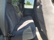 ✅ 2002 Chevrolet Silverado 2500HD LS • VIN: 1GCHK29U32E268884 • Лот: 69916615. Опубликован ранее на Copart с пробегом 272 541 миль. Бесплатный доступ к архиву аукционных продаж из США и подробный отчёт об истории автомобиля на DreamBid. Изображение 10.