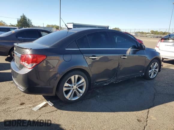 2014 Chevrolet Cruze 2LT с VIN 1G1PE5SBXE7328755, выставлен на аукционе Copart как лот 89667495 с пробегом 106 281 миль миль и Чистый • Clean title. История ставок и продаж доступна на DreamBid. Изображение 3.