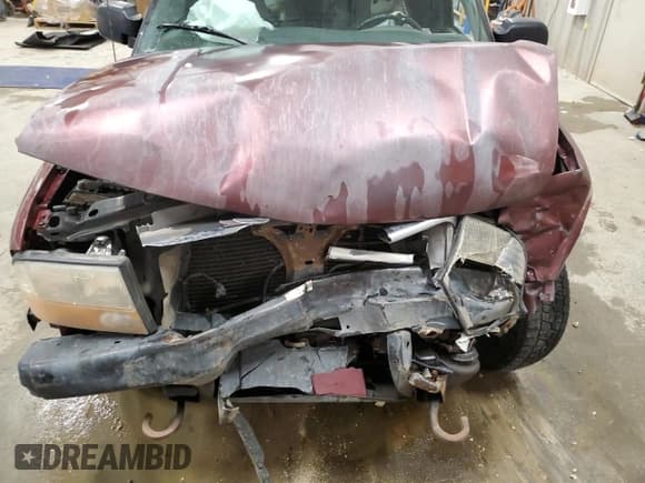 ✅ 2000 GMC Jimmy SLE Convenience • VIN: 1GKDT13W1Y2262886 • Lot: 82131505. Listed on Copart with Not provided. Free auction sales archive from the USA and detailed vehicle history report at DreamBid. Image 12.