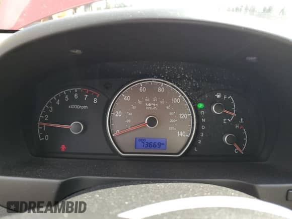 2007 Hyundai Elantra GLS z VIN KMHDU46D77U087613, wystawiony jako Copart lot #71460054 z przebiegiem 73 669 mil mil oraz Szkoda całkowita • Salvage title. Historia ofert i sprzedaży dostępna na DreamBid. Obrazek 9.