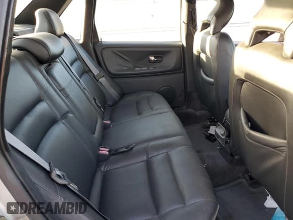 ✅ 1998 Volvo S70 T5 • VIN: YV1LS5371W1483508 • Lot: 77251324. Listed on Copart with 89,298 mi. Free auction sales archive from the USA and detailed vehicle history report at DreamBid. Image 10.