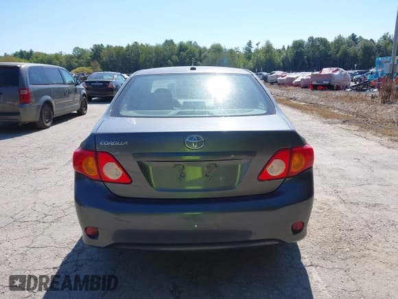 ✅ 2010 Toyota Corolla • VIN: 2T1BU4EE6AC370224 • Лот: 43135214. Опубликован ранее на IAAI с пробегом 266 257 миль. Бесплатный доступ к архиву аукционных продаж из США и подробный отчёт об истории автомобиля на DreamBid. Изображение 15.
