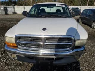 ✅ 2001 Dodge Dakota Sport • VIN: 1B7GG22N71S303684 • Lot: 52167635. Wystawiony na Copart z przebiegiem 151 354 mil. Bezpłatny archiwum sprzedaży aukcyjnych z USA i szczegółowy raport historii pojazdu na DreamBid. Zdjęcie 5.