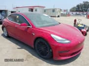 ✅ 2020 Tesla Model 3 Long Range • VIN: 5YJ3E1EB3LF666760 • Lot: 42441379. Wystawiony na IAAI z przebiegiem 117 318 mil. Bezpłatny archiwum sprzedaży aukcyjnych z USA i szczegółowy raport historii pojazdu na DreamBid. Zdjęcie 1.
