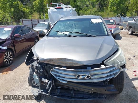 ✅ 2018 Hyundai Santa Fe 2.4L • VIN: 5NMZTDLB4JH107766 • Лот: 43043034. Опубликован ранее на IAAI с пробегом 93 208 миль. Бесплатный доступ к архиву аукционных продаж из США и подробный отчёт об истории автомобиля на DreamBid. Изображение 13.