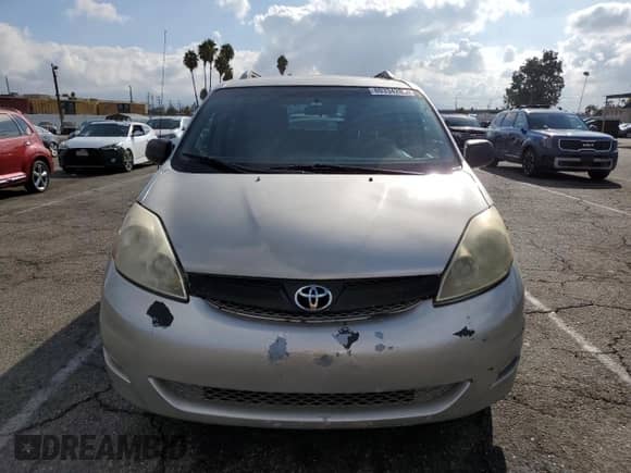2009 Toyota Sienna CE z VIN 5TDZK23C59S240562, wystawiony jako Copart lot #80334285 z przebiegiem 192 320 mil mil oraz Szkoda całkowita • Salvage title. Historia ofert i sprzedaży dostępna na DreamBid. Obrazek 5.