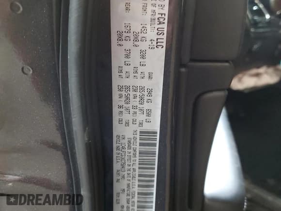 ✅ 2019 Jeep Grand Cherokee Overland • VIN: 1C4RJFCG1KC750413 • Lot: 65745995. Listed on Copart with 132,583 mi. Free auction sales archive from the USA and detailed vehicle history report at DreamBid. Image 14.