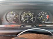 ✅ 1987 Mercedes-Benz 190 • VIN: WDBDA28D4HF321970 • Lot: 81975815. Listed on Copart with 230,520 mi. Free auction sales archive from the USA and detailed vehicle history report at DreamBid. Image 9.