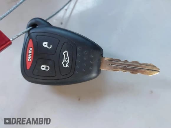 ✅ 2007 Jeep Commander Sport • VIN: 1J8HH48K87C651256 • Lot: 41294961. Wystawiony na IAAI z przebiegiem 313 965 mil. Bezpłatny archiwum sprzedaży aukcyjnych z USA i szczegółowy raport historii pojazdu na DreamBid. Zdjęcie 11.