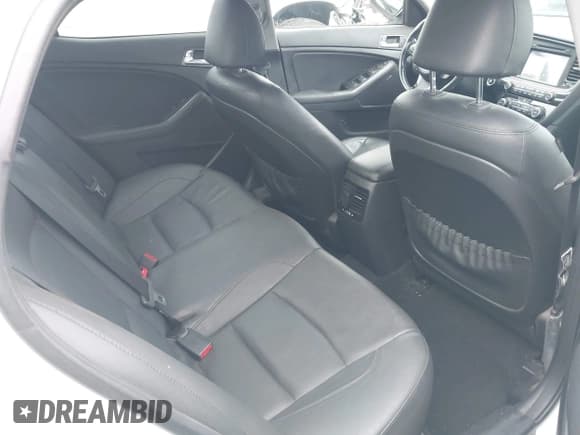 ✅ 2015 Kia Optima EX • VIN: KNAGN4AD4F5080842 • Lot: 42917235. Wystawiony na IAAI z przebiegiem 112 556 mil. Bezpłatny archiwum sprzedaży aukcyjnych z USA i szczegółowy raport historii pojazdu na DreamBid. Zdjęcie 8.