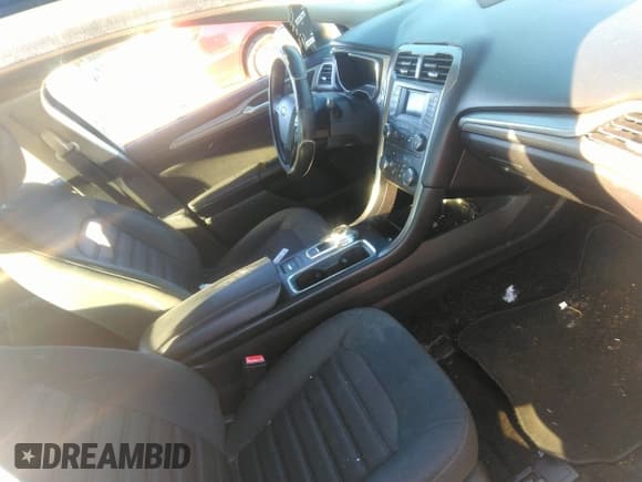 ✅ 2017 Ford Fusion Hybrid SE • VIN: 3FA6P0LU0HR381693 • Lot: 43386438. Listed on IAAI with 127,284 mi. Free auction sales archive from the USA and detailed vehicle history report at DreamBid. Image 5.