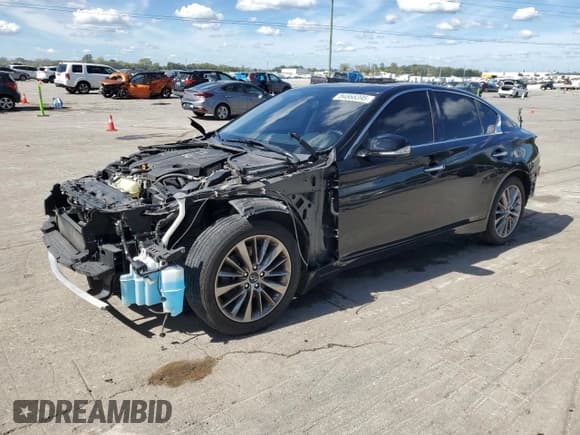 ✅ 2019 Infiniti Q50 Luxe • VIN: JN1EV7AR8KM590704 • Lot: 84868395. Listed on Copart with 58,043 mi. Free auction sales archive from the USA and detailed vehicle history report at DreamBid. Image 1.