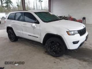 ✅ 2018 Jeep Grand Cherokee Laredo E • VIN: 1C4RJFAG6JC425810 • Лот: 43824522. Опубликован ранее на IAAI с пробегом 131 520 миль. Бесплатный доступ к архиву аукционных продаж из США и подробный отчёт об истории автомобиля на DreamBid. Изображение 1.