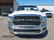 ✅ 2024 Ram 2500 Big Horn • VIN: 3C6UR5DL6RG125089 • Лот: 43172203. Опубликован ранее на IAAI с пробегом 51 595 миль. Бесплатный доступ к архиву аукционных продаж из США и подробный отчёт об истории автомобиля на DreamBid. Изображение 12.