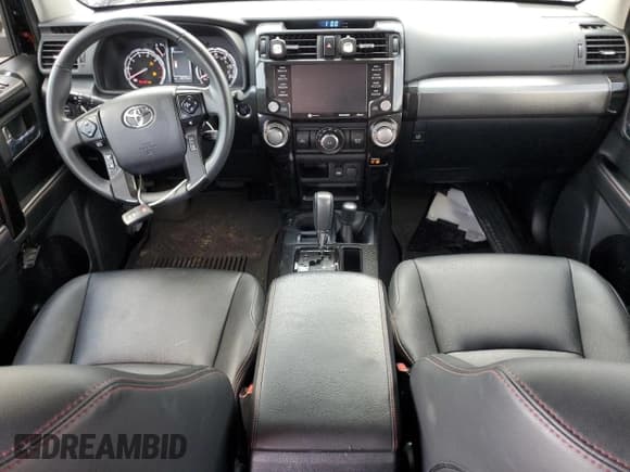 ✅ 2021 Toyota 4Runner Venture • VIN: JTEHU5JR7M5956906 • Лот: 81102835. Опубликован ранее на Copart с пробегом 56 732 миль. Бесплатный доступ к архиву аукционных продаж из США и подробный отчёт об истории автомобиля на DreamBid. Изображение 8.