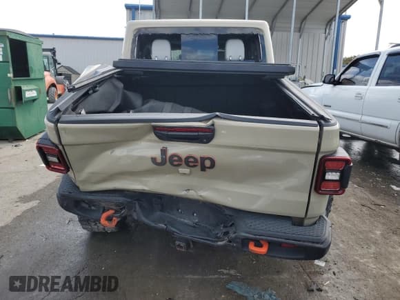 ✅ 2020 Jeep Gladiator Mojave • VIN: 1C6JJTEG9LL208154 • Lot: 70474844. Listed on Copart with 31,065 mi. Free auction sales archive from the USA and detailed vehicle history report at DreamBid. Image 6.