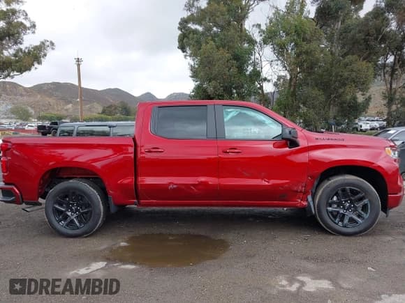 ✅ 2025 Chevrolet Silverado 1500 • VIN: 3GCPADEKXSG184150 • Лот: 42182199. Опубликован ранее на IAAI с пробегом 4 574 миль. Бесплатный доступ к архиву аукционных продаж из США и подробный отчёт об истории автомобиля на DreamBid. Изображение 13.