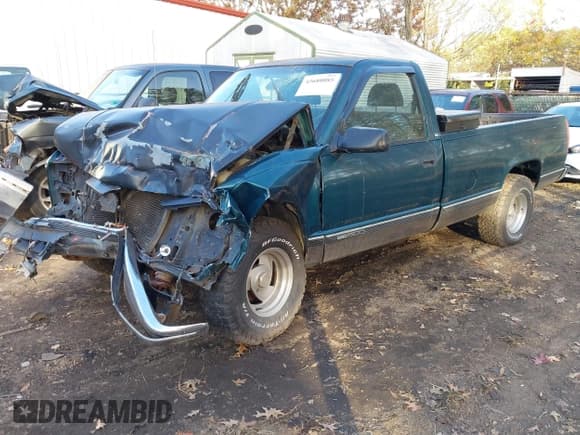✅ 1995 GMC Sierra 1500 • VIN: 1GTEC14H6SZ515814 • Lot: 43680085. Listed on IAAI with 231,908 mi. Free auction sales archive from the USA and detailed vehicle history report at DreamBid. Image 2.