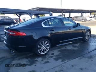 ✅ 2015 Jaguar XF T Premium • VIN: SAJWA0FS4FPU76446 • Лот: 63730354. Опубликован ранее на Copart с пробегом 119 946 миль. Бесплатный доступ к архиву аукционных продаж из США и подробный отчёт об истории автомобиля на DreamBid. Изображение 3.