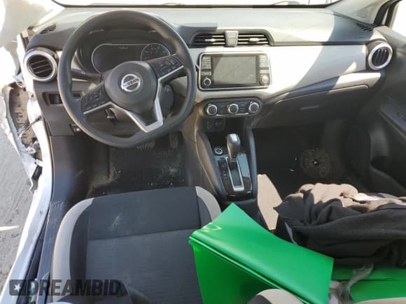 ✅ 2020 Nissan Versa SV • VIN: 3N1CN8EV7LL911969 • Lot: 70457705. Wystawiony na Copart z przebiegiem 114 444 mil. Bezpłatny archiwum sprzedaży aukcyjnych z USA i szczegółowy raport historii pojazdu na DreamBid. Zdjęcie 8.