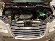 ✅ 2010 Chrysler Town & Country Limited • VIN: 2A4RR7DX5AR386462 • Lot: 41781713. Wystawiony na IAAI z przebiegiem 183 091 mil. Bezpłatny archiwum sprzedaży aukcyjnych z USA i szczegółowy raport historii pojazdu na DreamBid. Zdjęcie 10.