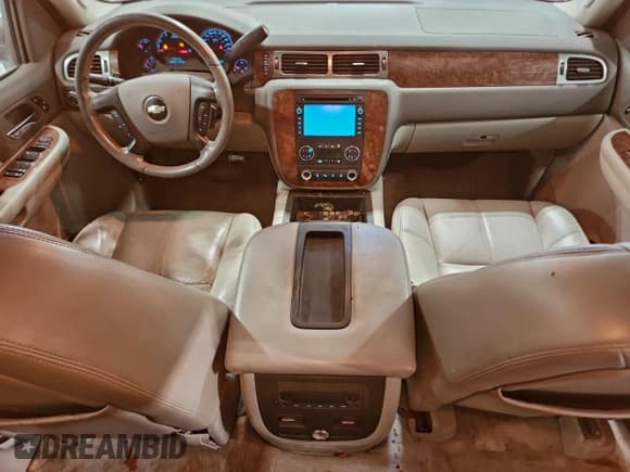 ✅ 2007 Chevrolet Avalanche 2LT • VIN: 3GNFK12357G137613 • Lot: 93964855. Listed on Copart with 209,522 mi. Free auction sales archive from the USA and detailed vehicle history report at DreamBid. Image 8.