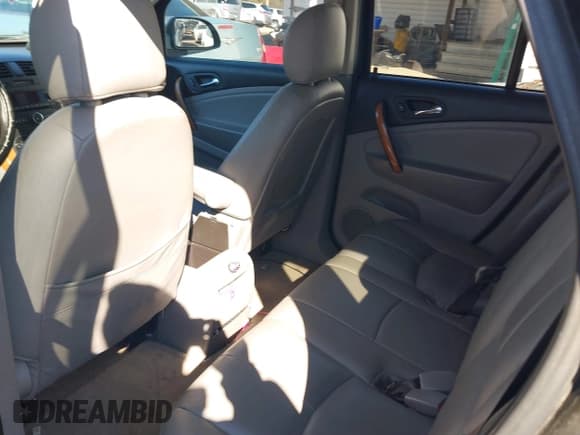 ✅ 2007 Saturn VUE V6 • VIN: 5GZCZ63407S867125 • Lot: 41326459. Wystawiony na IAAI z przebiegiem 117 863 mil. Bezpłatny archiwum sprzedaży aukcyjnych z USA i szczegółowy raport historii pojazdu na DreamBid. Zdjęcie 8.