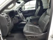 ✅ 2020 Chevrolet Silverado 1500 LTZ • VIN: 3GCUYGEL3LG420132 • Lot: 63814304. Wystawiony na Copart z przebiegiem 131 444 mil. Bezpłatny archiwum sprzedaży aukcyjnych z USA i szczegółowy raport historii pojazdu na DreamBid. Zdjęcie 7.