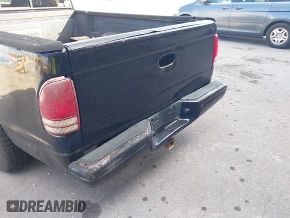 ✅ 2000 Dodge Dakota • VIN: 1B7GL22XXYS588291 • Лот: 41492668. Опубликован ранее на IAAI с пробегом 160 266 миль. Бесплатный доступ к архиву аукционных продаж из США и подробный отчёт об истории автомобиля на DreamBid. Изображение 12.