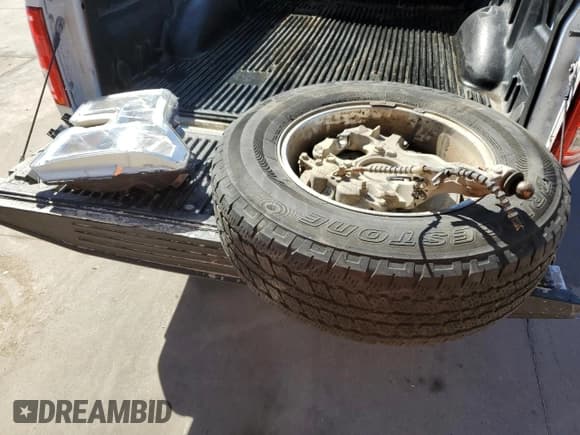 ✅ 2017 Ford F-150 XL • VIN: 1FTMF1C81HKD44279 • Лот: 86890855. Опубликован ранее на Copart с пробегом 71 054 миль. Бесплатный доступ к архиву аукционных продаж из США и подробный отчёт об истории автомобиля на DreamBid. Изображение 12.