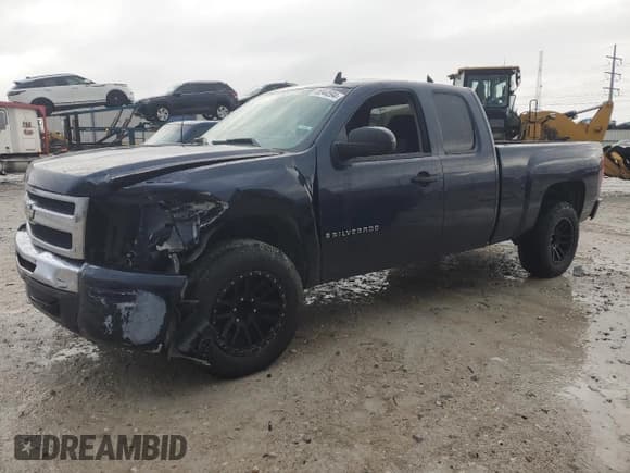 ✅ 2009 Chevrolet Silverado 1500 Work Truck • VIN: 1GCEC19C19Z116980 • Lot: 85544594. Wystawiony na Copart z przebiegiem 200 607 mil. Bezpłatny archiwum sprzedaży aukcyjnych z USA i szczegółowy raport historii pojazdu na DreamBid. Zdjęcie 1.