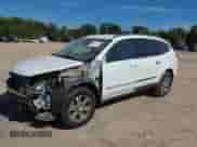 2017 Chevrolet Traverse LS z VIN 1GNKRFKD2HJ260138, wystawiony jako IAAI lot #43365257 z przebiegiem 85 179 mil mil oraz . Historia ofert i sprzedaży dostępna na DreamBid. Obrazek 2.