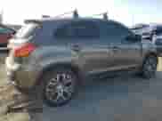 2019 Mitsubishi Outlander ES z VIN JA4AP3AU7KU027785, wystawiony jako Copart lot #71932825 z przebiegiem 63 159 mil mil oraz Szkoda całkowita • Salvage title. Historia ofert i sprzedaży dostępna na DreamBid. Obrazek 3.