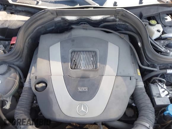 ✅ 2010 Mercedes-Benz GLK 350 • VIN: WDCGG8HB3AF462463 • Lot: 43196862. Wystawiony na IAAI z przebiegiem 141 227 mil. Bezpłatny archiwum sprzedaży aukcyjnych z USA i szczegółowy raport historii pojazdu na DreamBid. Zdjęcie 13.