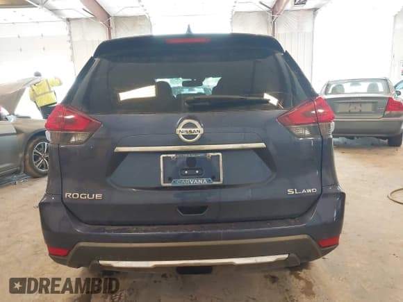 ✅ 2018 Nissan Rogue SV • VIN: 5N1AT2MV4JC745312 • Lot: 42367864. Listed on IAAI with Not provided. Free auction sales archive from the USA and detailed vehicle history report at DreamBid. Image 16.