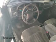 ✅ 2001 Chevrolet S-10 LS • VIN: 1GCCS19W218170447 • Лот: 84566654. Опубликован ранее на Copart с пробегом 66 875 миль. Бесплатный доступ к архиву аукционных продаж из США и подробный отчёт об истории автомобиля на DreamBid. Изображение 8.