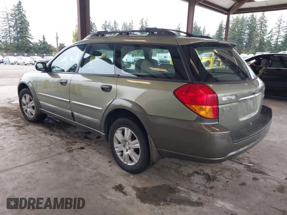 ✅ 2005 Subaru Legacy Outback • VIN: 4S4BP61C057327024 • Лот: 43552149. Опубликован ранее на IAAI с пробегом 216 324 миль. Бесплатный доступ к архиву аукционных продаж из США и подробный отчёт об истории автомобиля на DreamBid. Изображение 3.