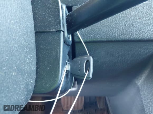 ✅ 2005 Volvo XC90 • VIN: YV1CZ592651189799 • Lot: 42552773. Listed on IAAI with 160,161 mi. Free auction sales archive from the USA and detailed vehicle history report at DreamBid. Image 11.