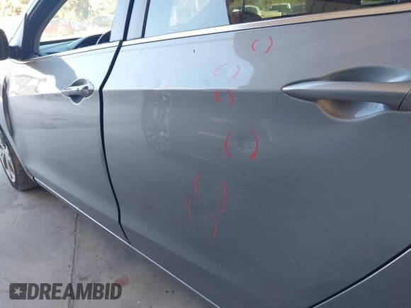 ✅ 2014 Hyundai Elantra • VIN: KMHD35LH0EU189204 • Lot: 43294568. Listed on IAAI with 121,570 mi. Free auction sales archive from the USA and detailed vehicle history report at DreamBid. Image 14.