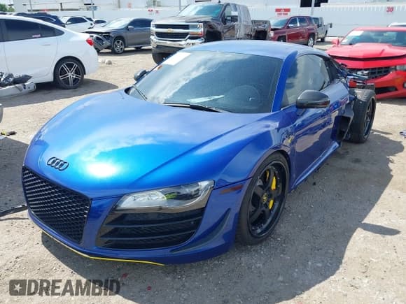 ✅ 2012 Audi R8 V10 • VIN: WUAENAFG2CN000688 • Лот: 42541277. Опубликован ранее на IAAI с пробегом 53 930 миль. Бесплатный доступ к архиву аукционных продаж из США и подробный отчёт об истории автомобиля на DreamBid. Изображение 2.