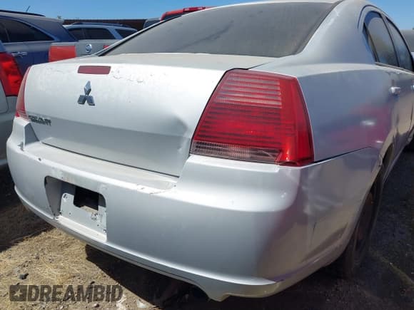 ✅ 2007 Mitsubishi Galant ES • VIN: 4A3AB36F37E057041 • Lot: 39659129. Listed on IAAI with 183,430 mi. Free auction sales archive from the USA and detailed vehicle history report at DreamBid. Image 13.