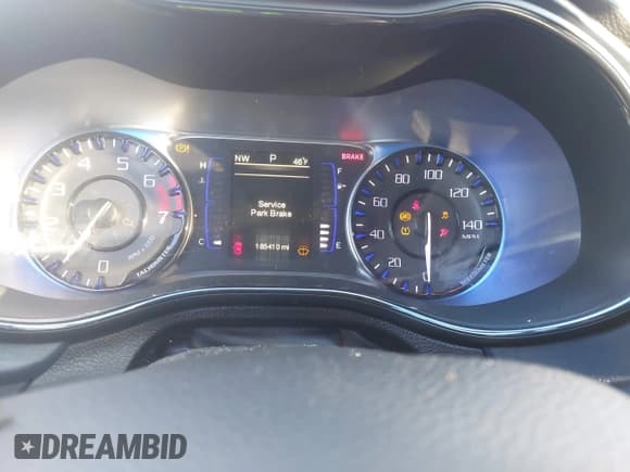 ✅ 2015 Chrysler 200 S • VIN: 1C3CCCBB7FN566810 • Lot: 43576096. Listed on IAAI with 198,000 mi. Free auction sales archive from the USA and detailed vehicle history report at DreamBid. Image 7.