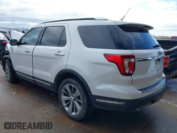 2018 Ford Explorer Limited z VIN 1FM5K8F88JGA21341, wystawiony jako IAAI lot #43265806 z przebiegiem Nie podano mil oraz . Historia ofert i sprzedaży dostępna na DreamBid. Obrazek 3.