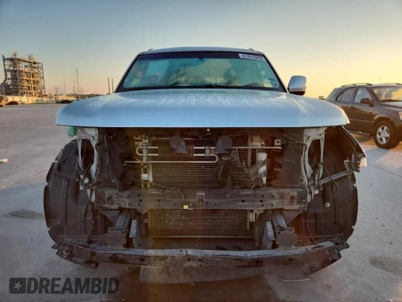 ✅ 2017 Nissan Armada Platinum • VIN: JN8AY2ND5H9008871 • Lot: 81015295. Listed on Copart with 164,987 mi. Free auction sales archive from the USA and detailed vehicle history report at DreamBid. Image 5.