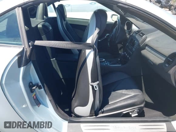 ✅ 2006 Mercedes-Benz SLK 280 • VIN: WDBWK54F96F085862 • Лот: 42348861. Опубликован ранее на IAAI с пробегом 159 917 миль. Бесплатный доступ к архиву аукционных продаж из США и подробный отчёт об истории автомобиля на DreamBid. Изображение 8.