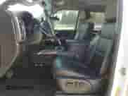 2020 Chevrolet Silverado 2500HD LT с VIN 1GC1YNEY0LF312328, выставлен на аукционе Copart как лот 84876165 с пробегом 84 905 миль миль и Списание • Salvage title. История ставок и продаж доступна на DreamBid. Изображение 7.